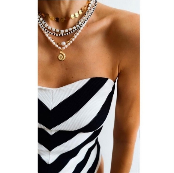 Zara Striped Barbie™ Mattel Swimsuit - Picture 11 of 16